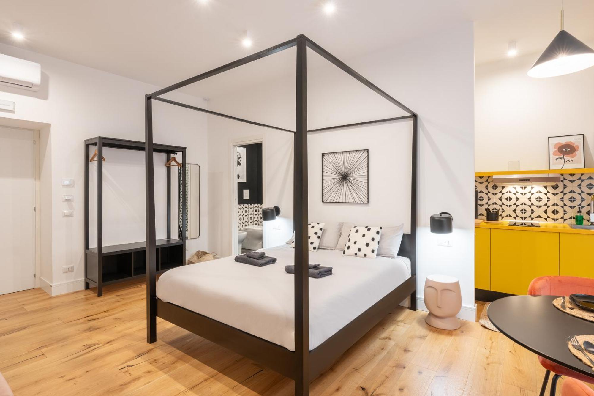 The Idyll Boutique Apartment - Suite In Napoli'S Spanish Quarters Exteriör bild